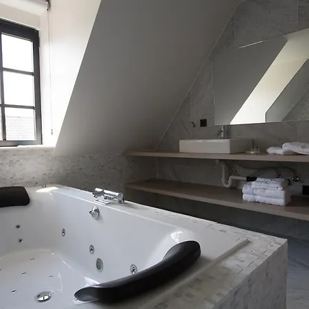 Hotel De Lissewal 3*